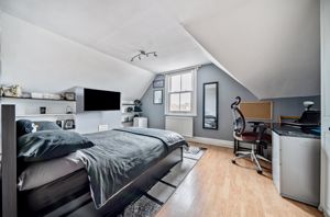 Bedroom 4- click for photo gallery